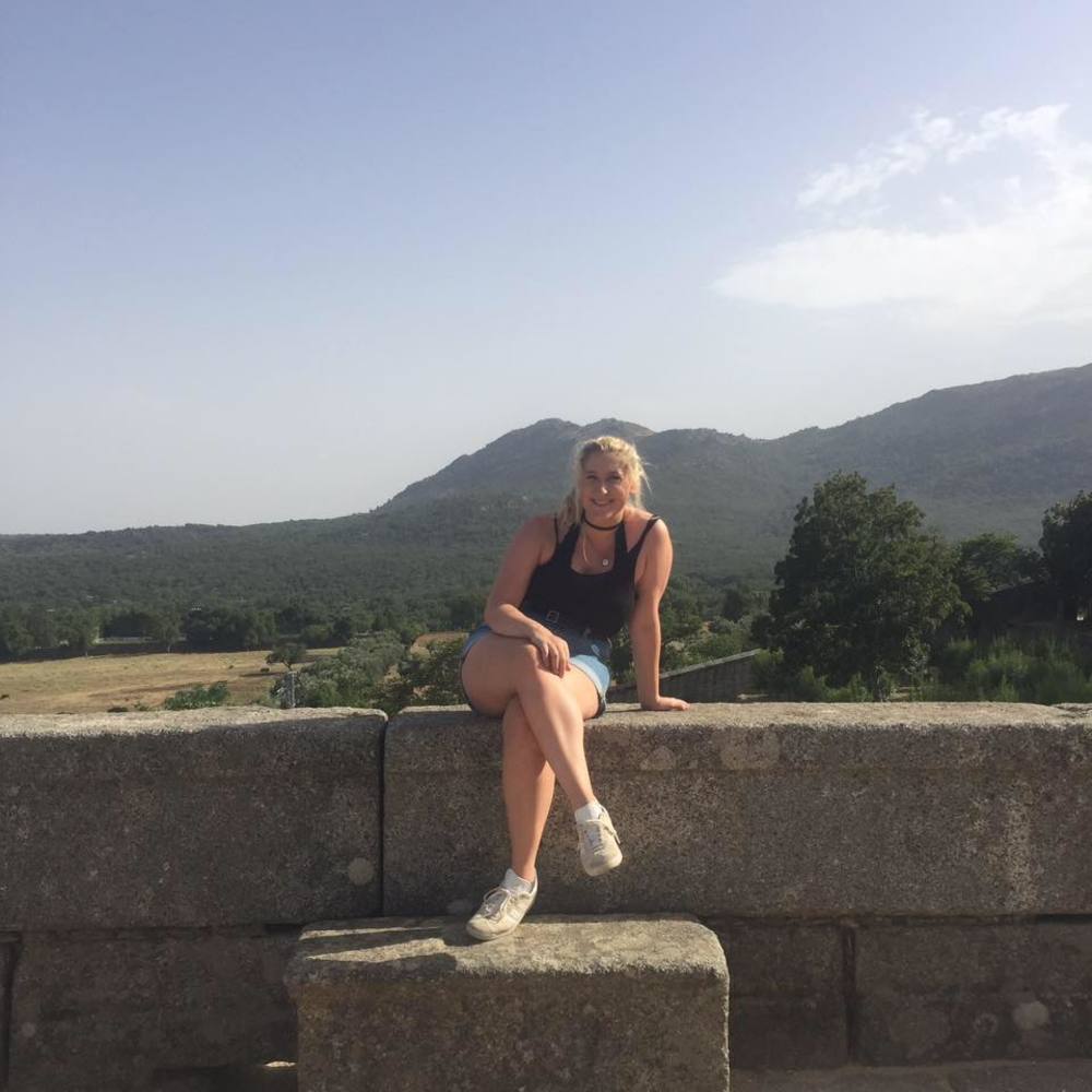 Meet your Posher, Chrissi